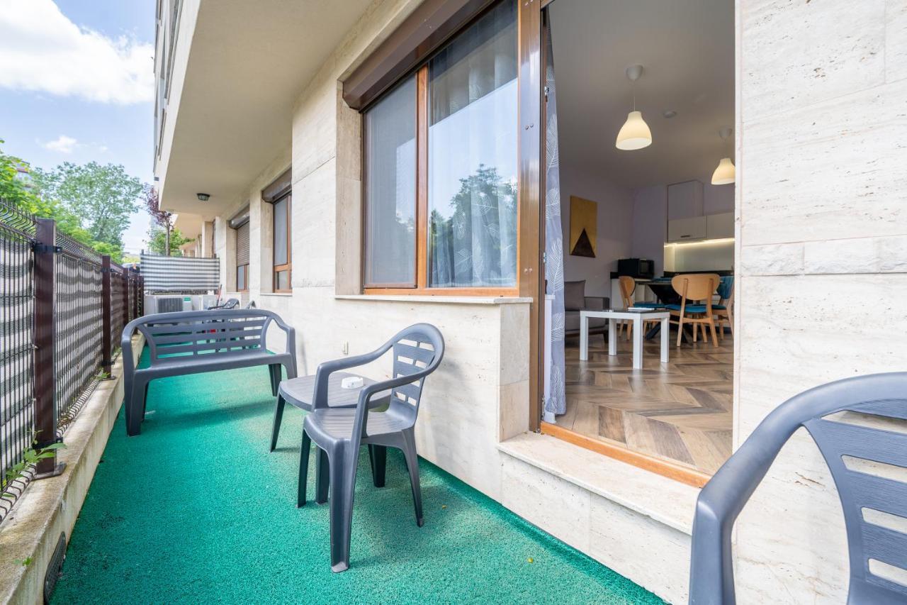 Sunny Apartment In Studentski Grad, Behind Unss Sofia Eksteriør bilde