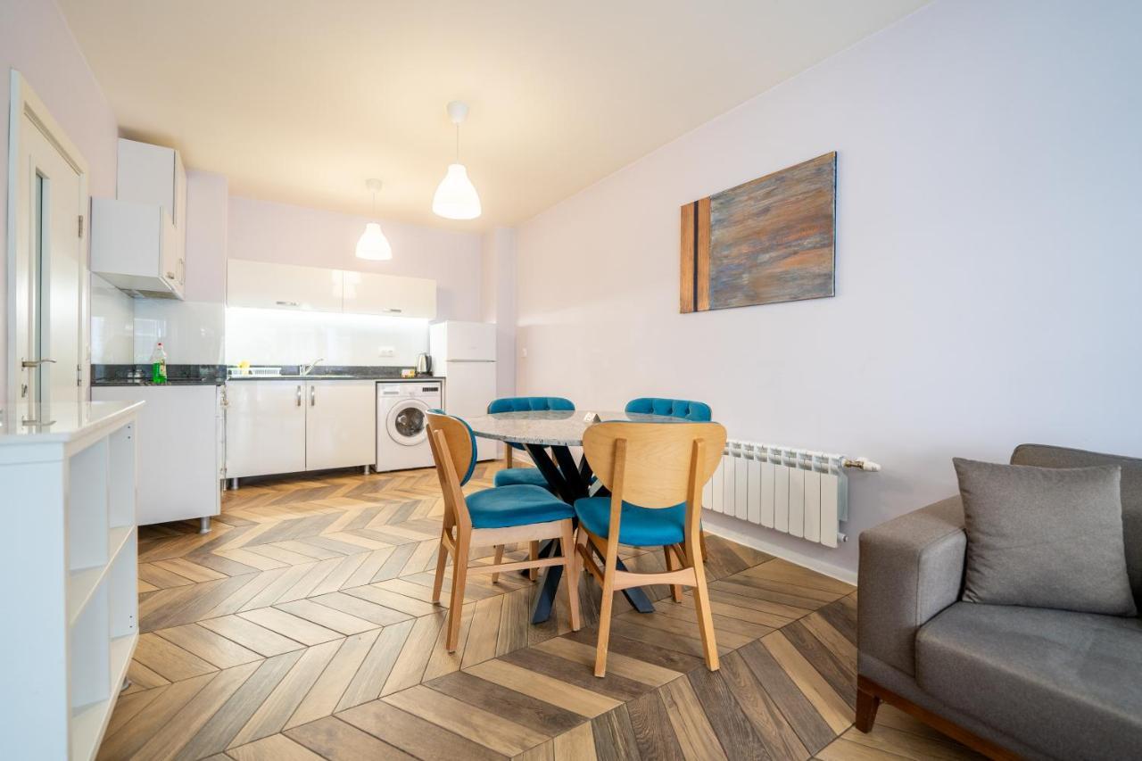 Sunny Apartment In Studentski Grad, Behind Unss Sofia Eksteriør bilde